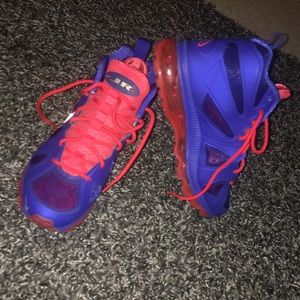 NIKE KEN GRIFFY JR’s BLUE/RED